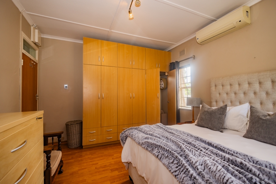 4 Bedroom Property for Sale in Panorama Western Cape